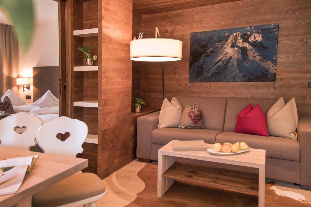 Ariston Dolomiti Residence Dobbiaco Ngoại thất bức ảnh