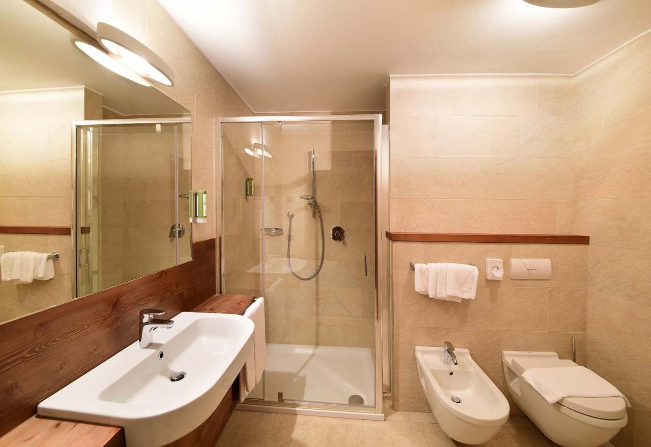 Ariston Dolomiti Residence Dobbiaco Phòng bức ảnh